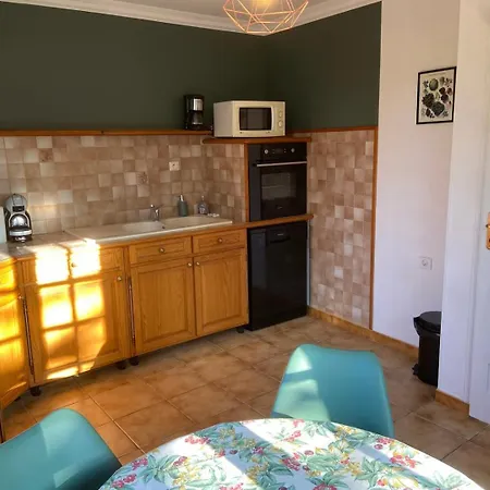 Sur La Colline Guest house